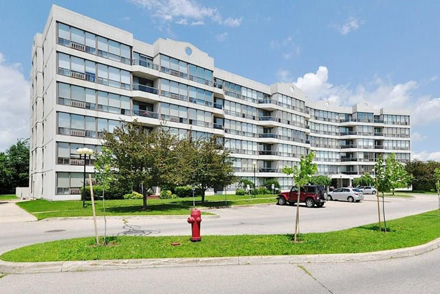 Monterey Park Condominiums at 105 and 107 Bagot Street, Guelph